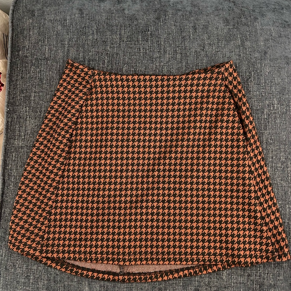 Altar'd State Black and Brown Houndstooth Mini Skirt
